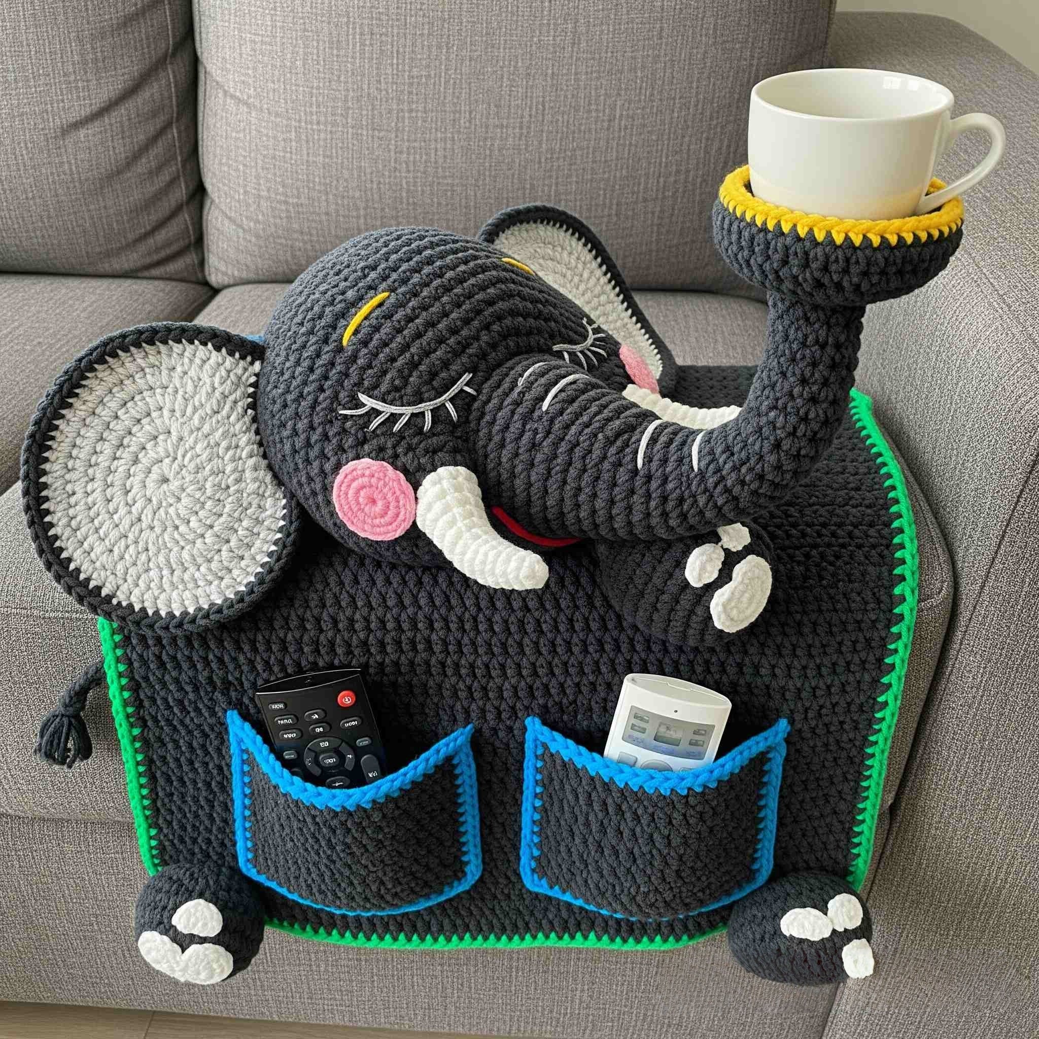 Crochet (Cat Dog Rabbit) Sofa Organizer | Perfect for Holding Remotes & Drinks
